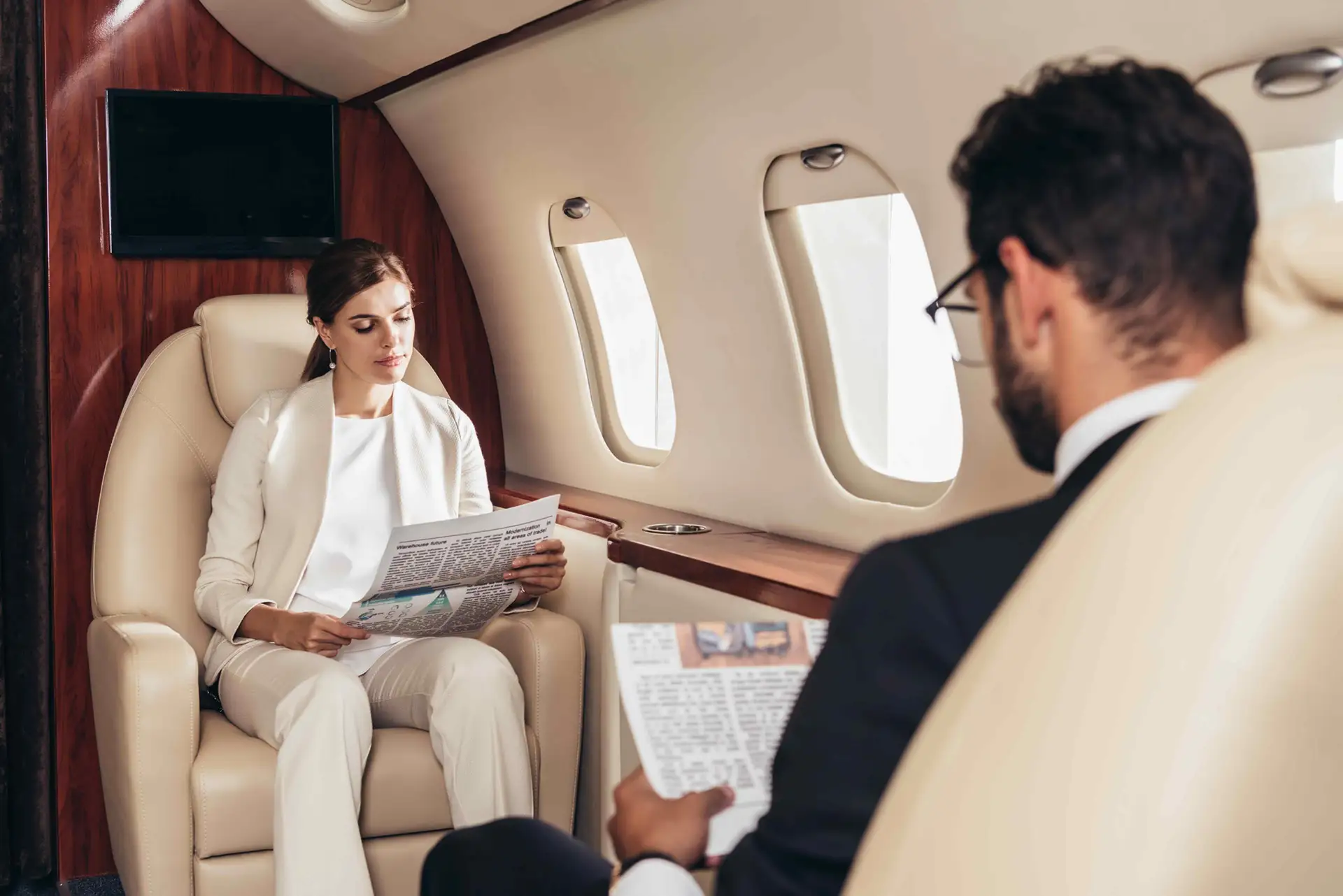 Private Jet Charter and Helicopter Transfer in Sardinia - Noleggio Jet Privato ​​e Trasferimenti in Elicottero in Sardegna